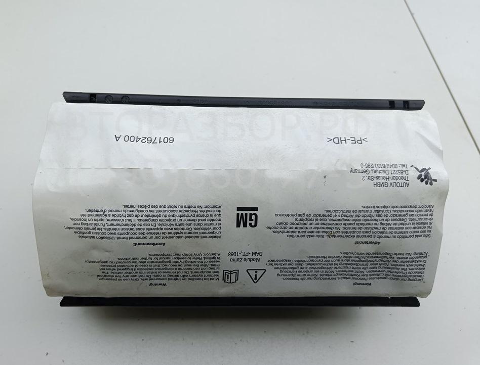 Подушка безопасности пассажирская (в торпедо)