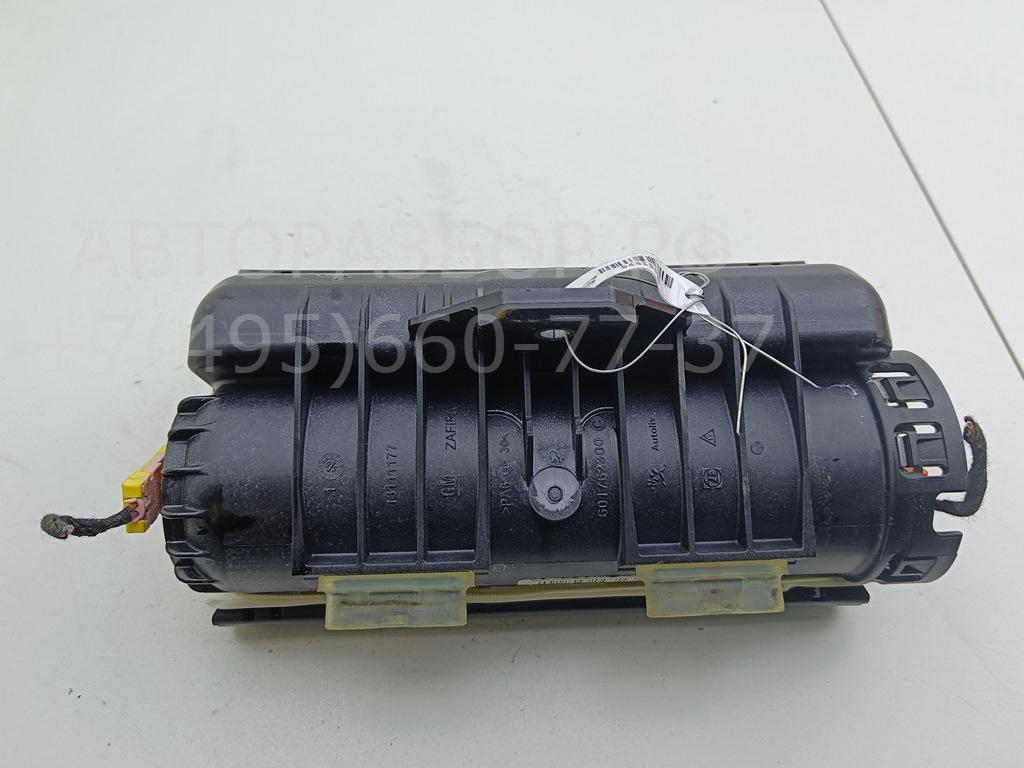 Подушка безопасности пассажирская (в торпедо)