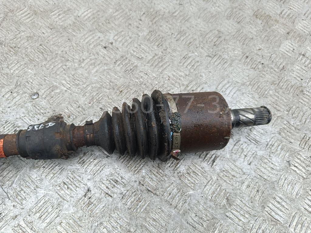 Полуось передняя левая