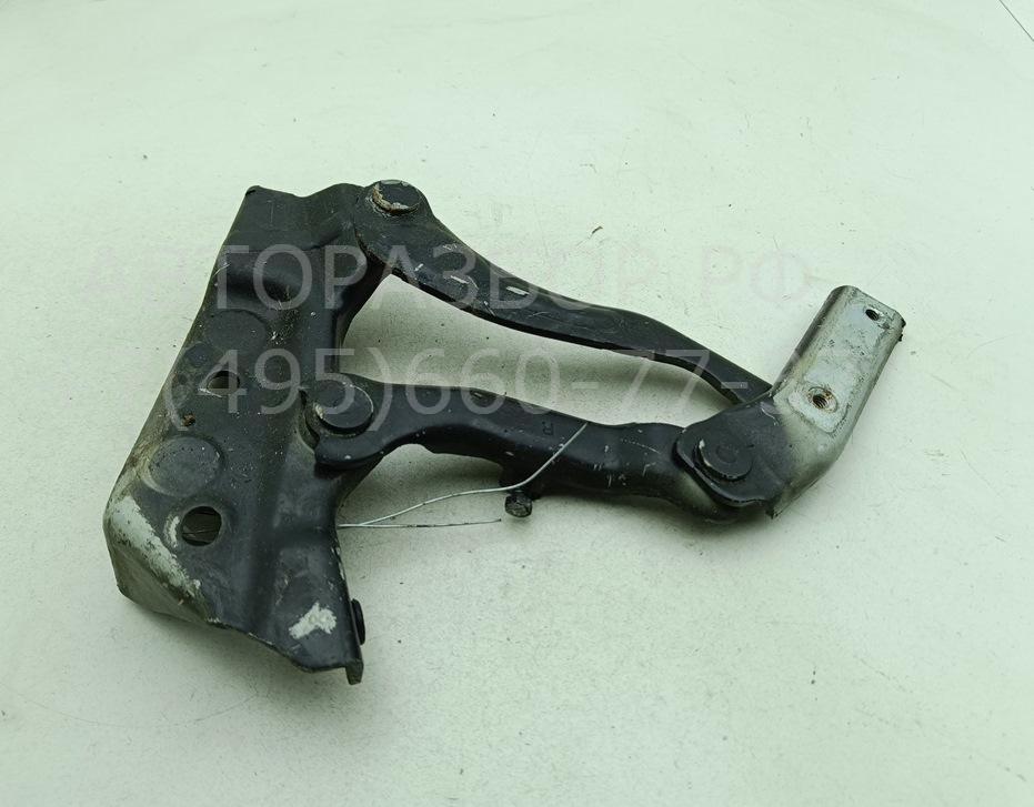 Петля капота правая