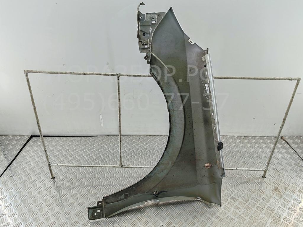 Крыло переднее правое