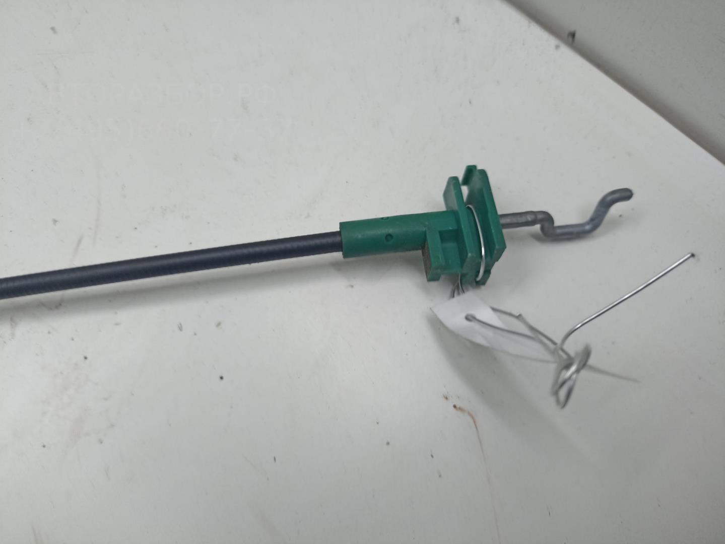 Трос открывания двери