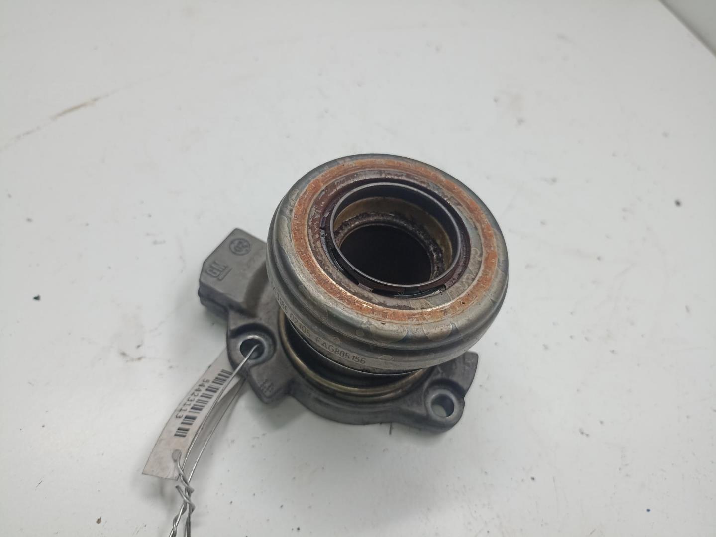 Цилиндр сцепления рабочий