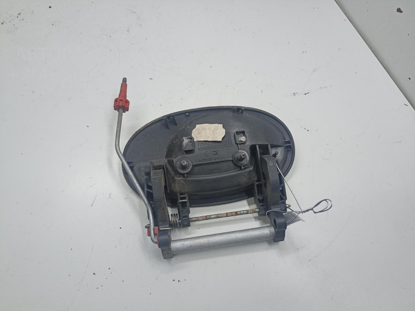 Ручка двери передней наружная правая