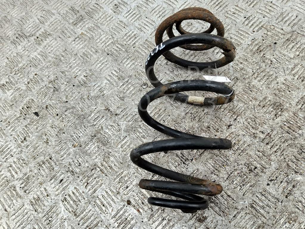 Пружина задняя