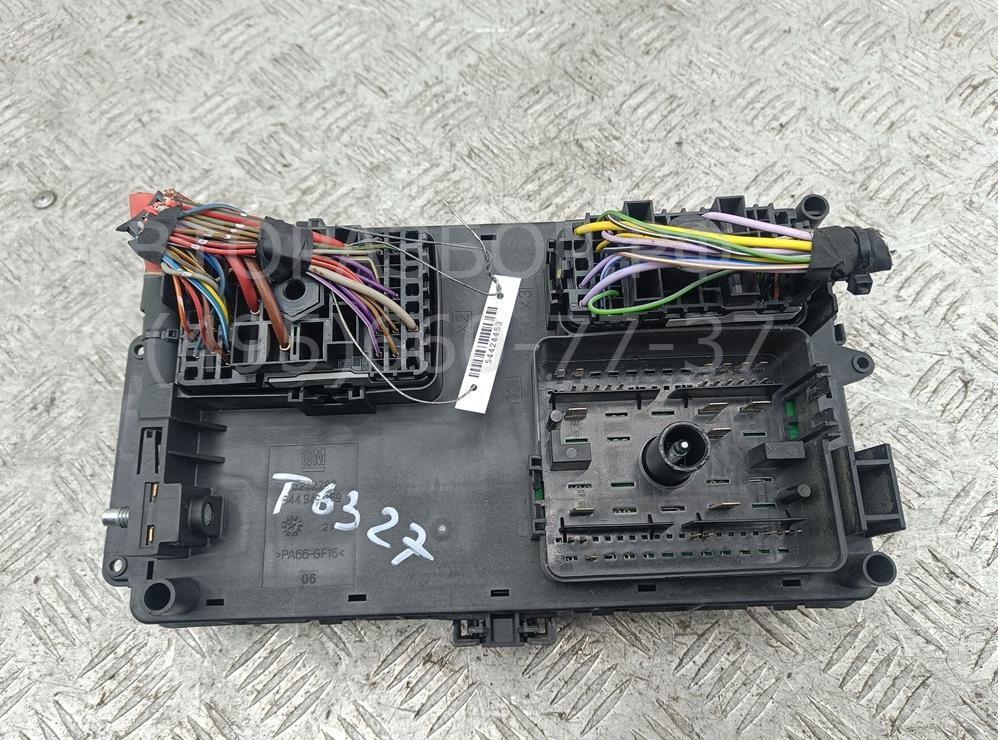 Блок предохранителей