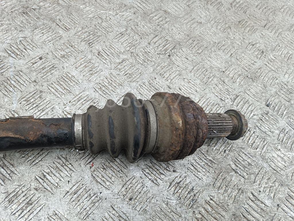 Полуось задняя