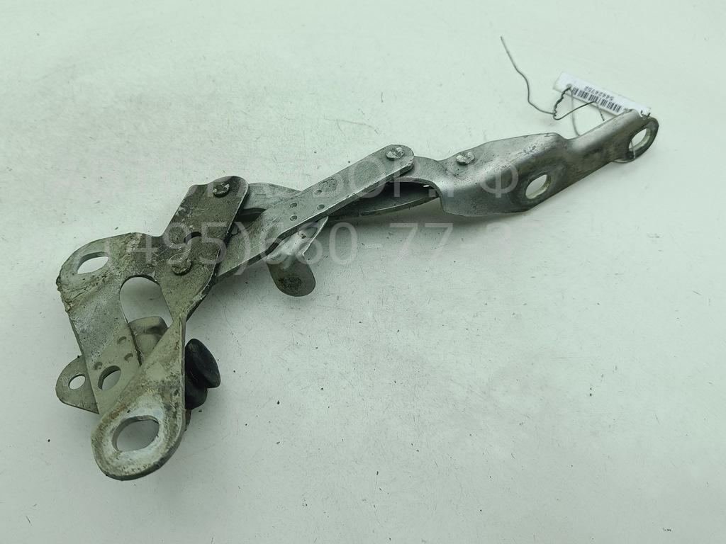 Петля капота левая