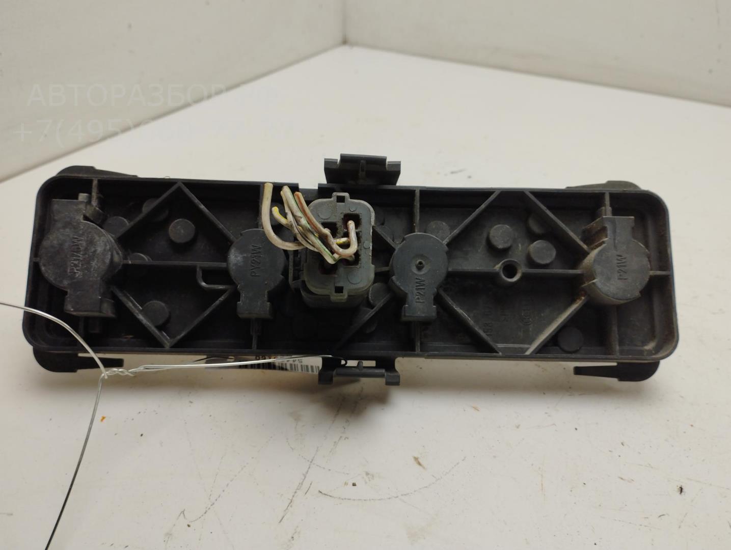 Плата заднего фонаря правого