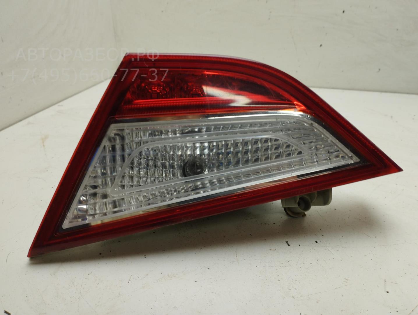 Фонарь задний внутренний правый