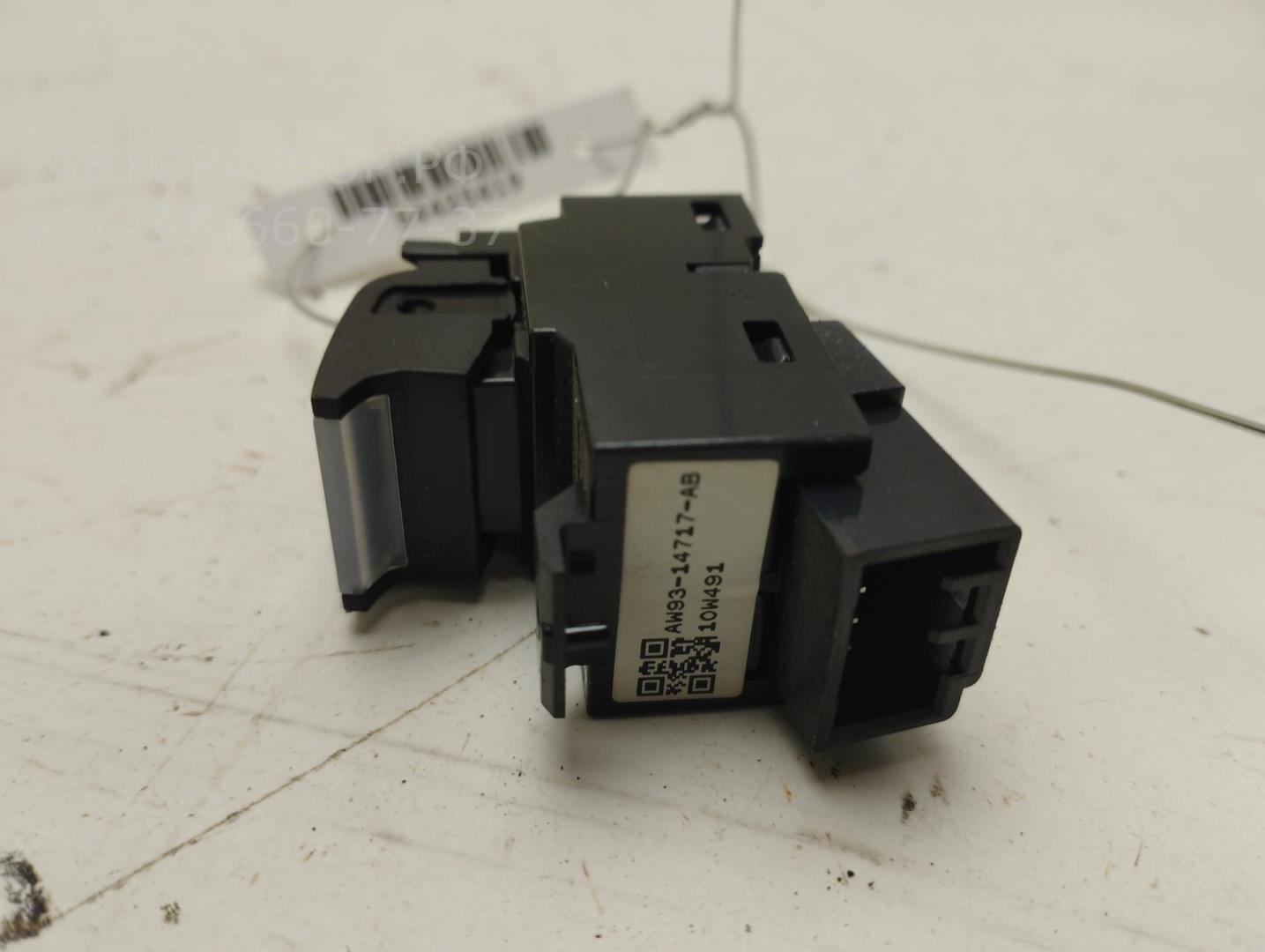 Кнопка стеклоподъемника