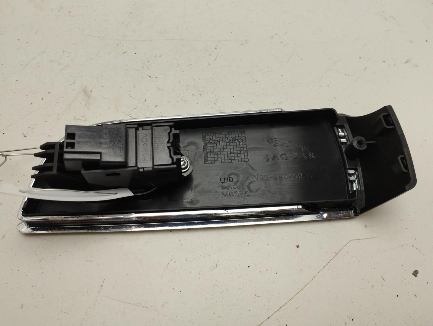 Кнопка стеклоподъемника