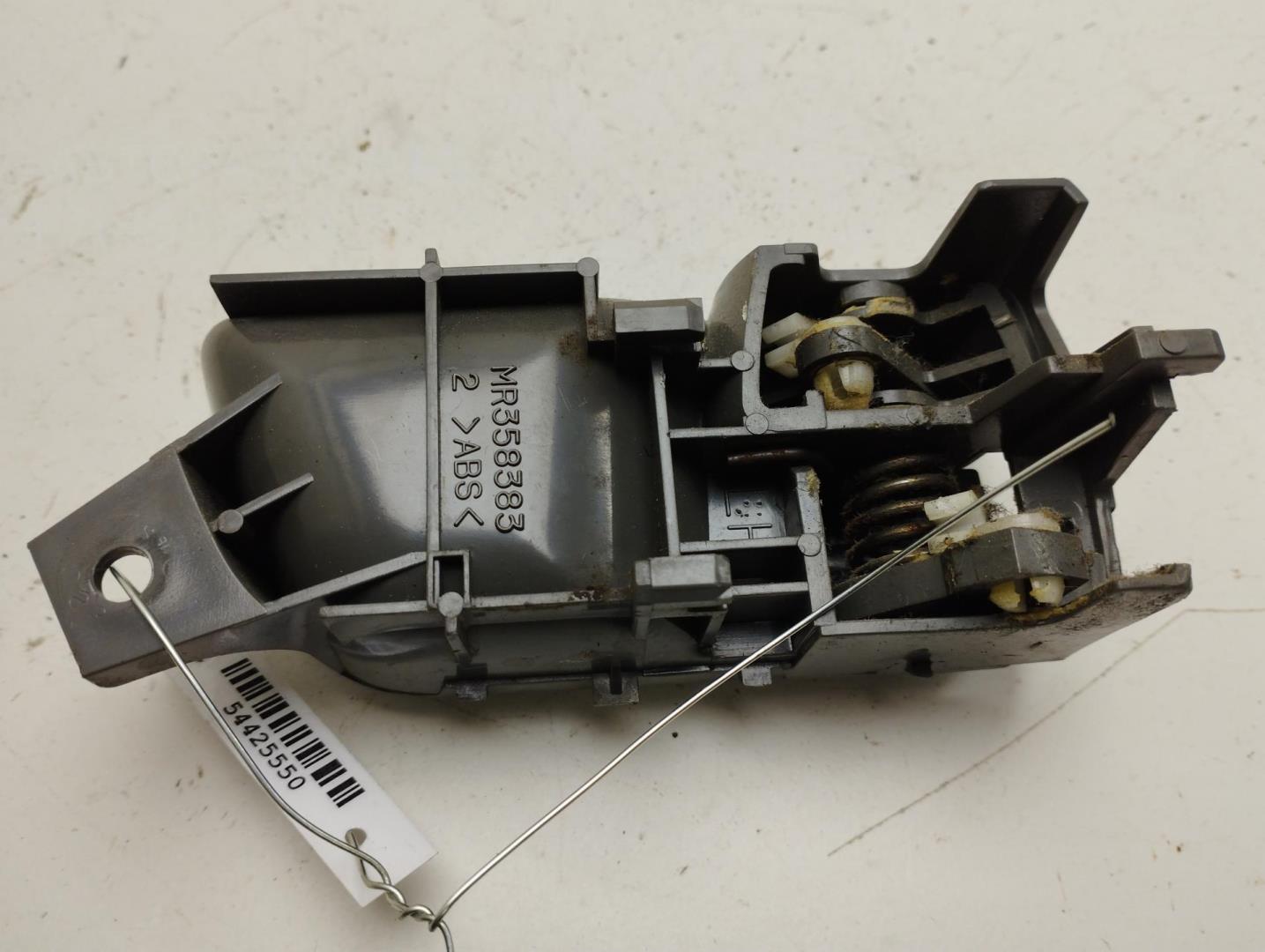 Ручка двери задней внутренняя левая