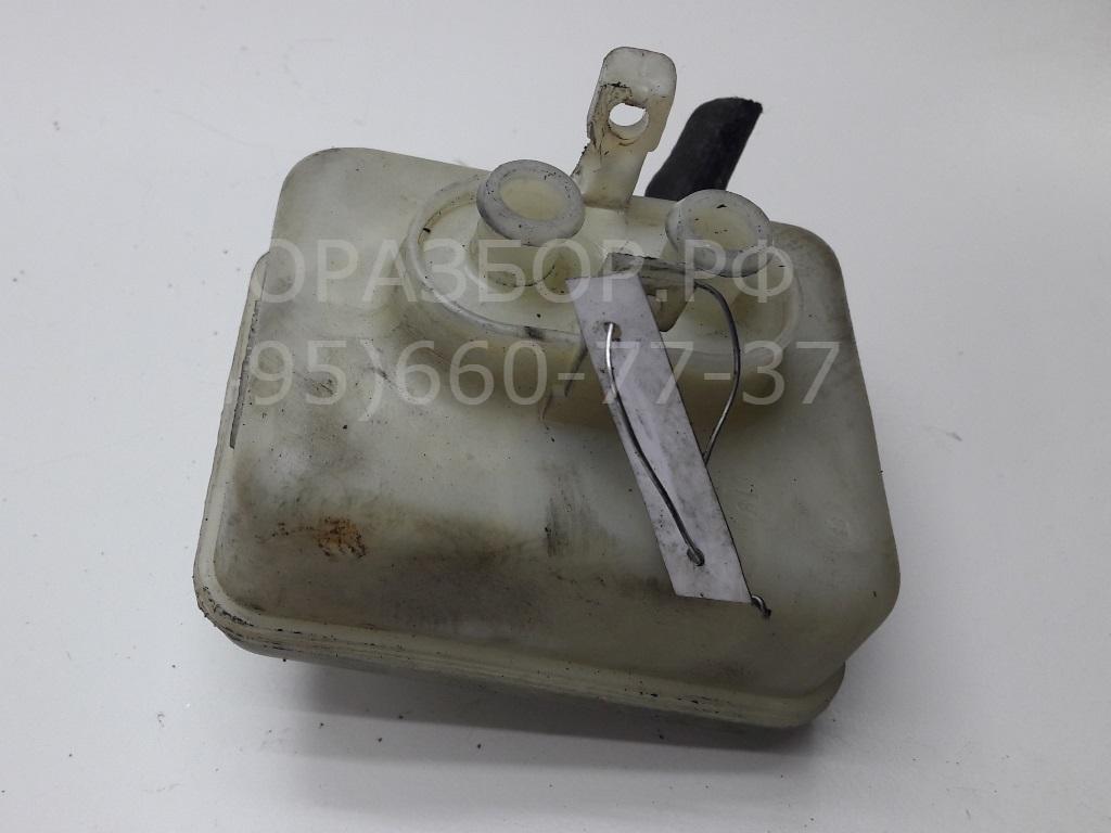 Бачок главного тормозного цилиндра