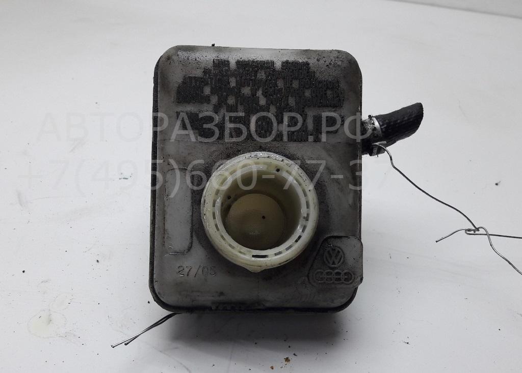 Бачок главного тормозного цилиндра