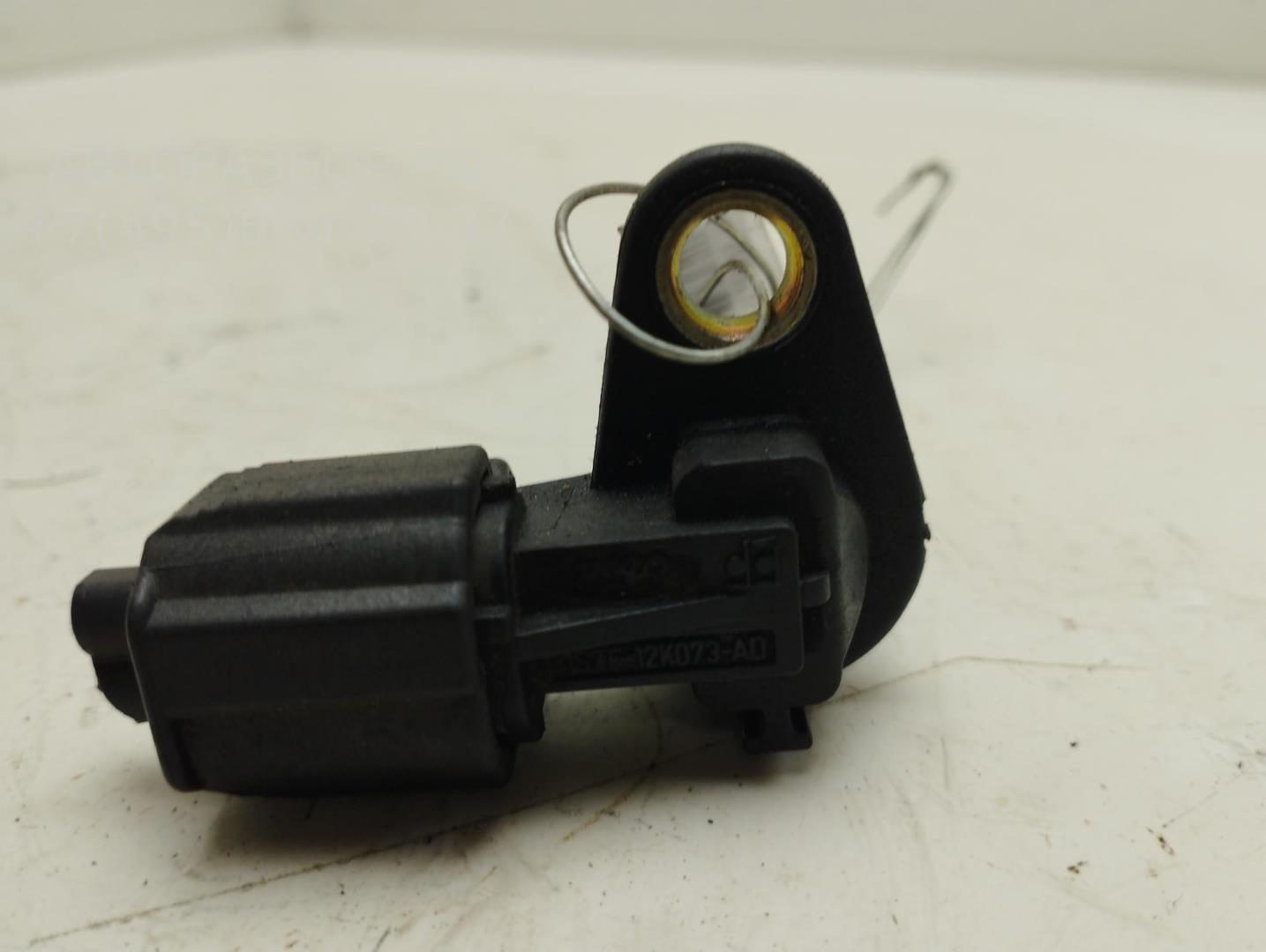 Датчик положения распредвала