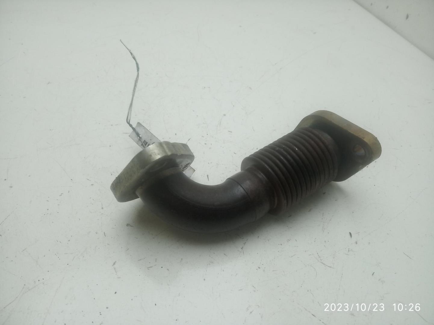 Трубка картерных газов