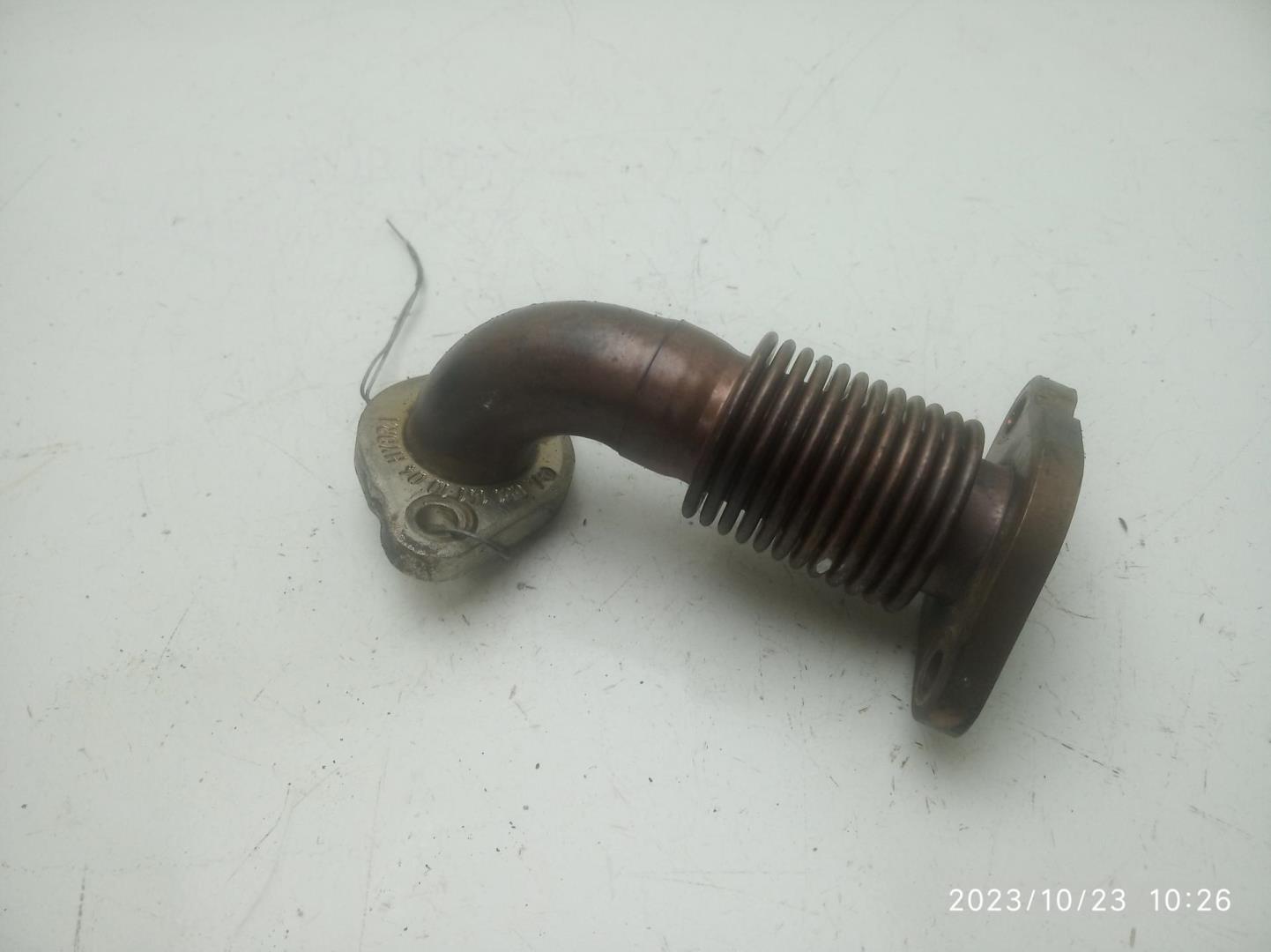 Трубка картерных газов