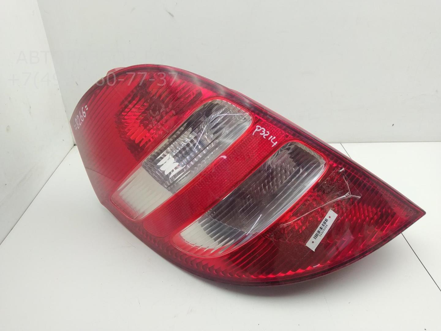 Фонарь задний левый