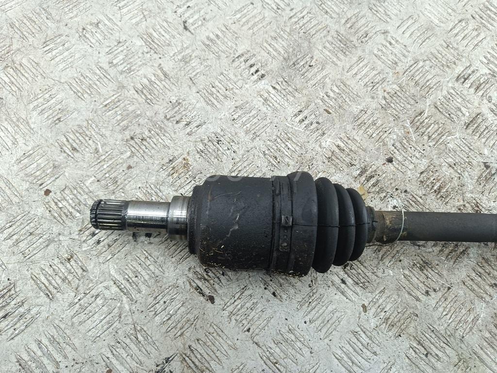 Полуось передняя левая