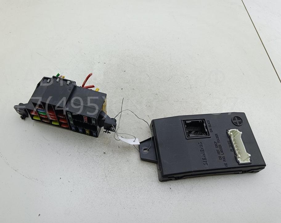 Блок предохранителей