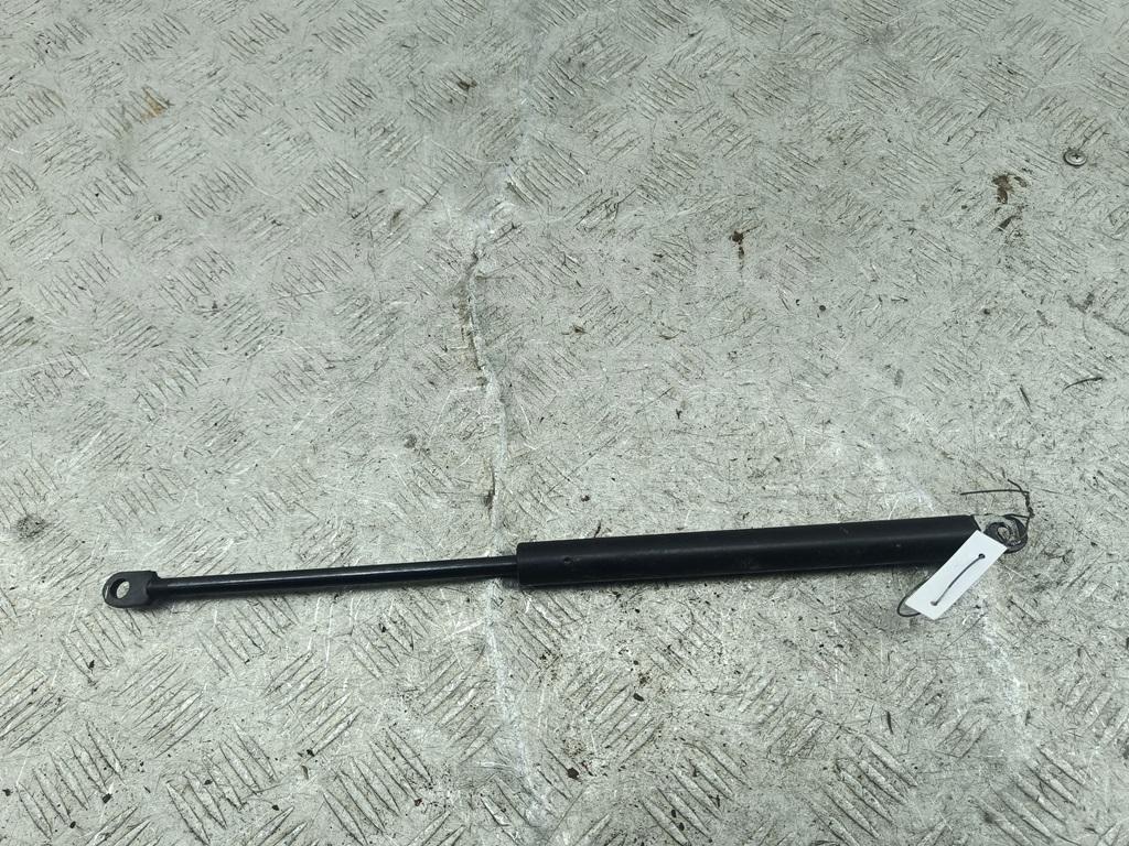 Амортизатор крышки багажника