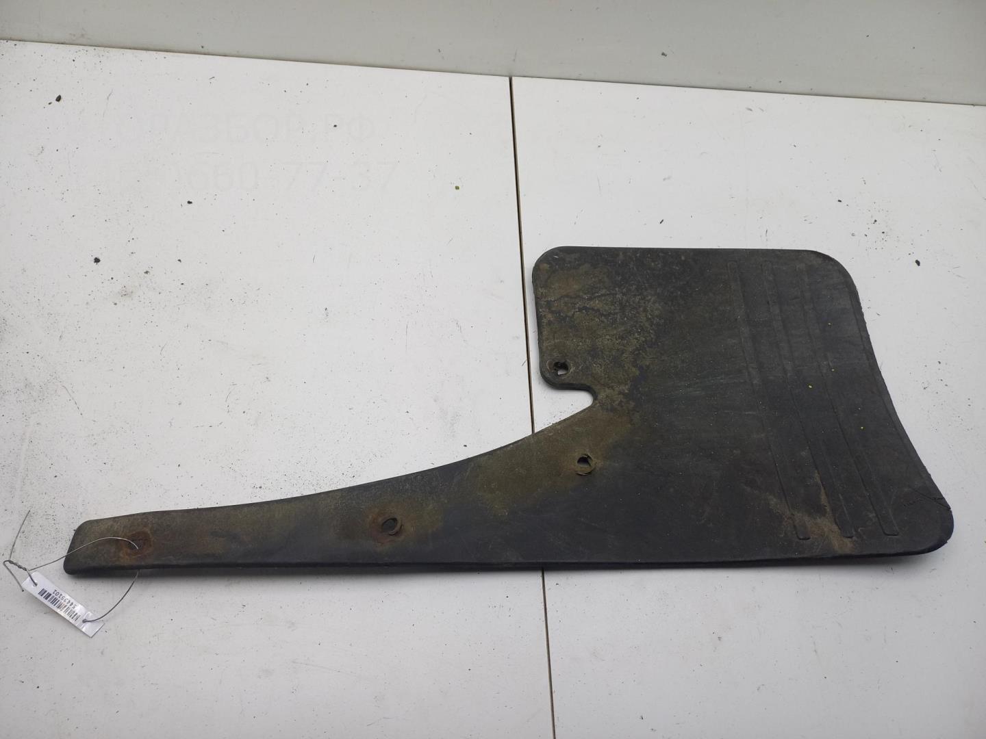 Брызговик задний левый