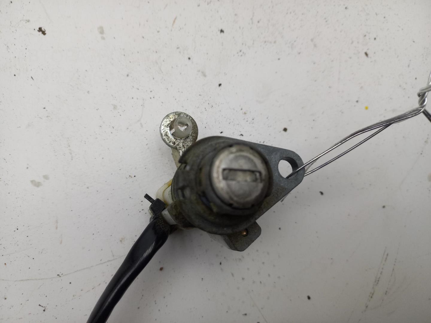 Вставка замка двери