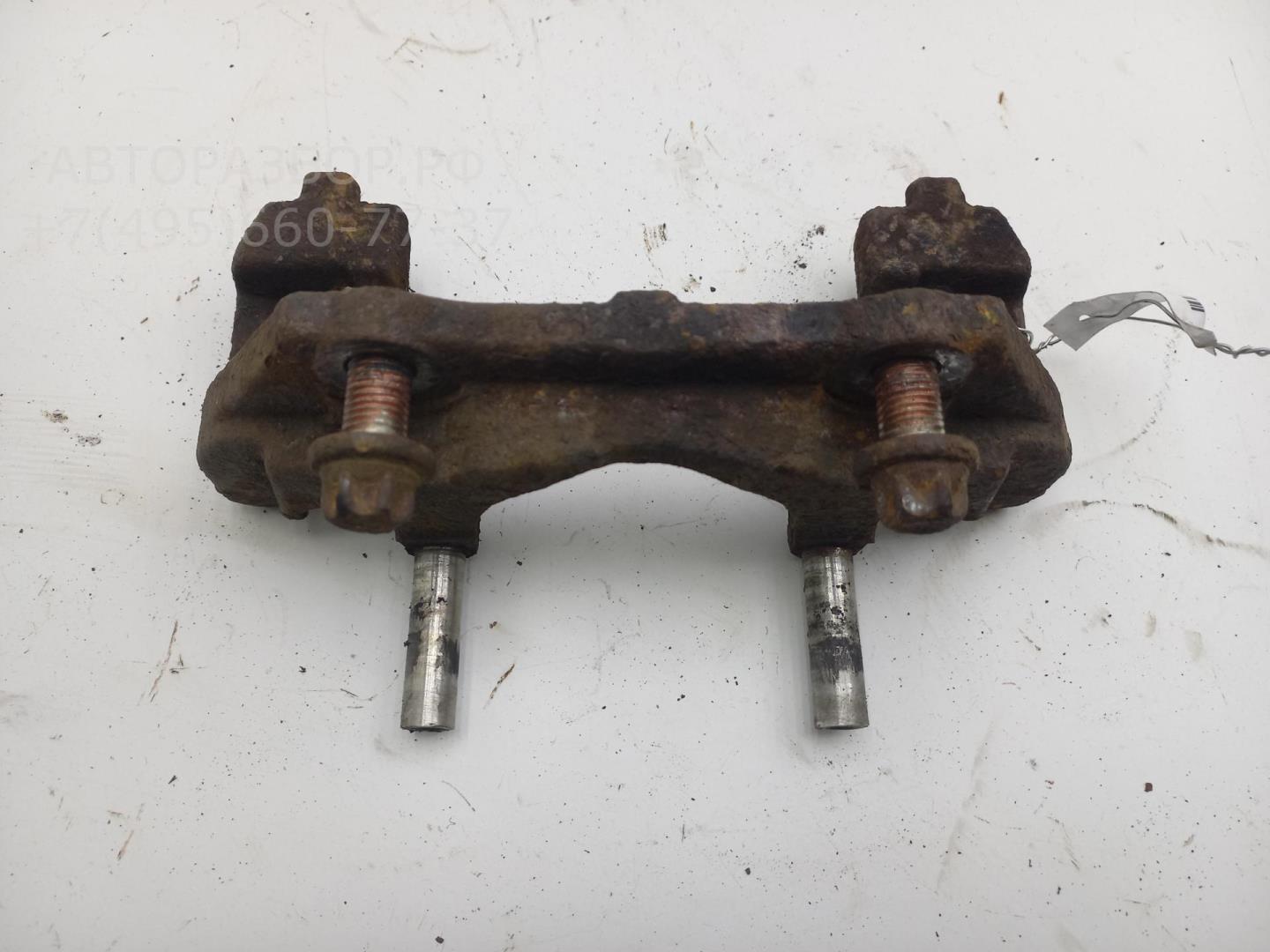 Скоба суппорта переднего