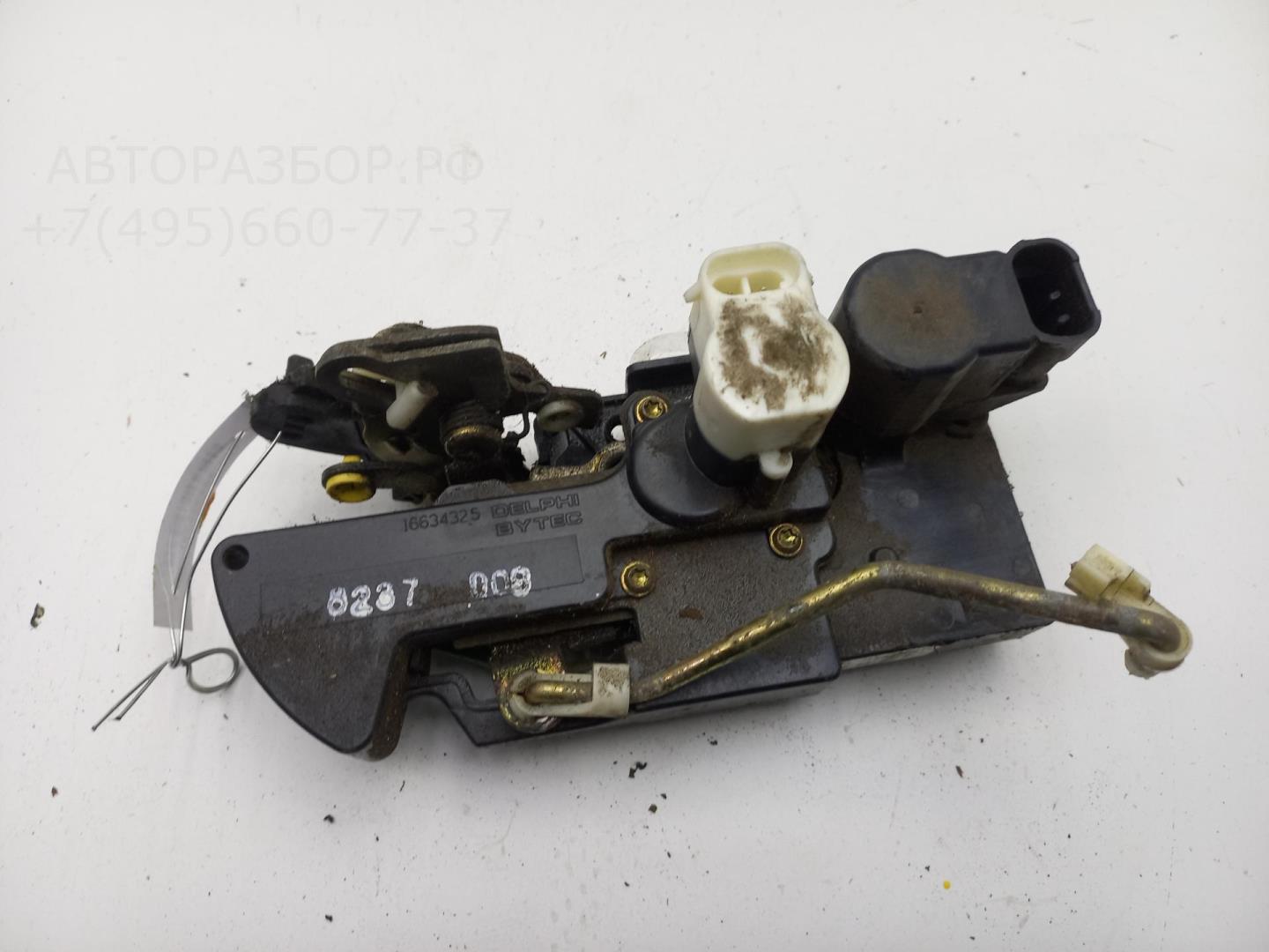 Замок двери задней левой