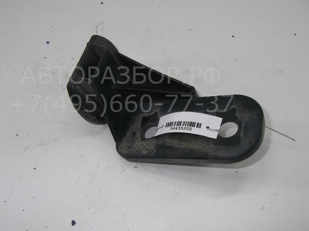 Кронштейн переднего бампера левый