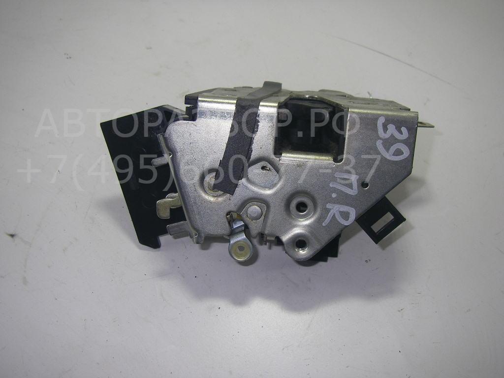 Замок двери передней правой