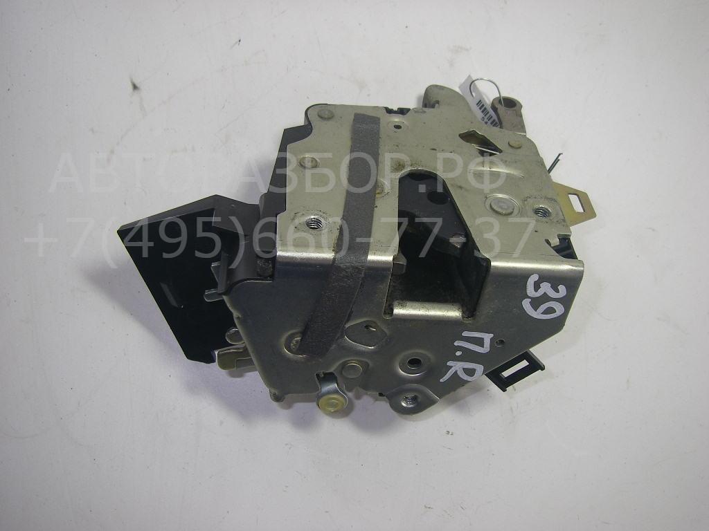 Замок двери передней правой