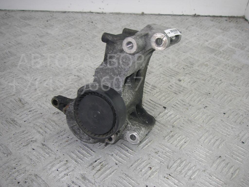 Кронштейн генератора