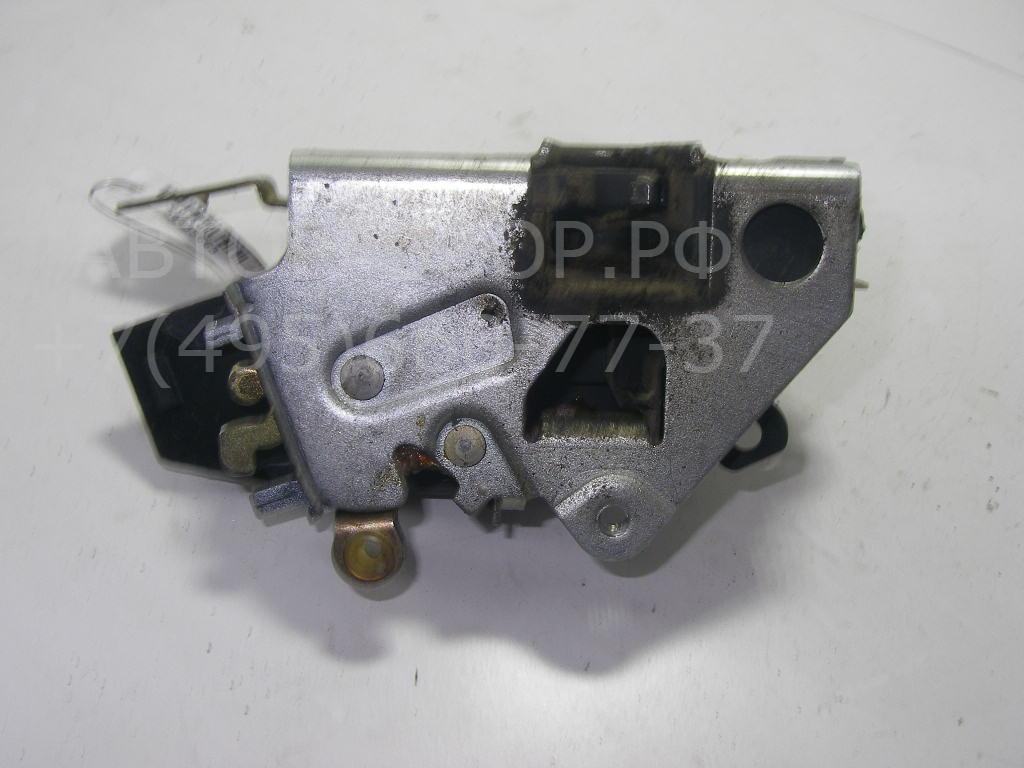 Замок двери передней правой