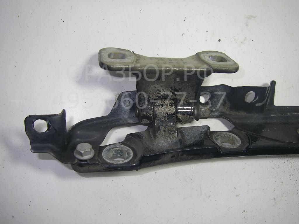 Петля крышки багажника