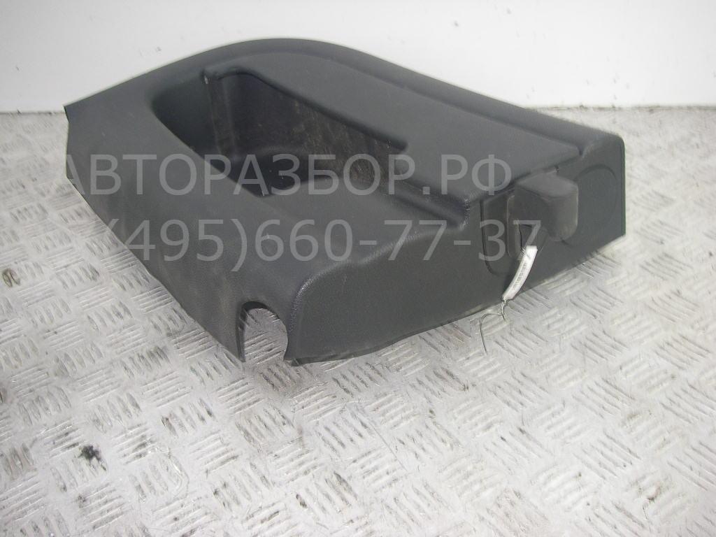 Обшивка двери задней левой