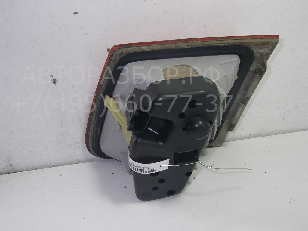 Фонарь задний внутренний левый