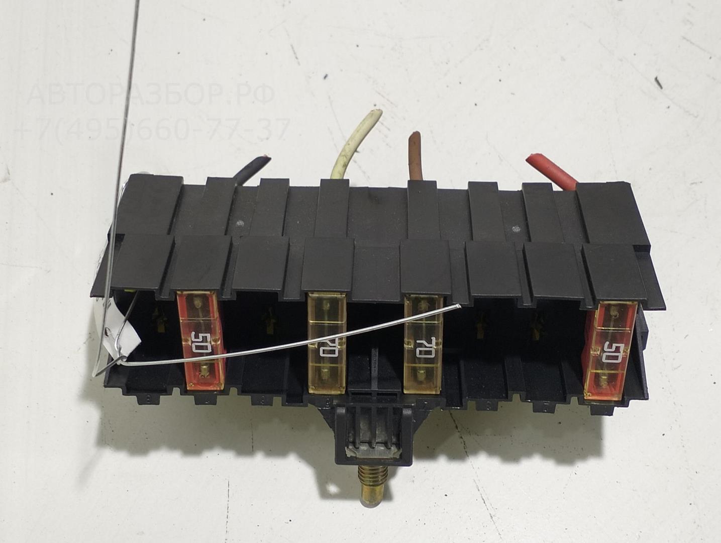 Блок предохранителей