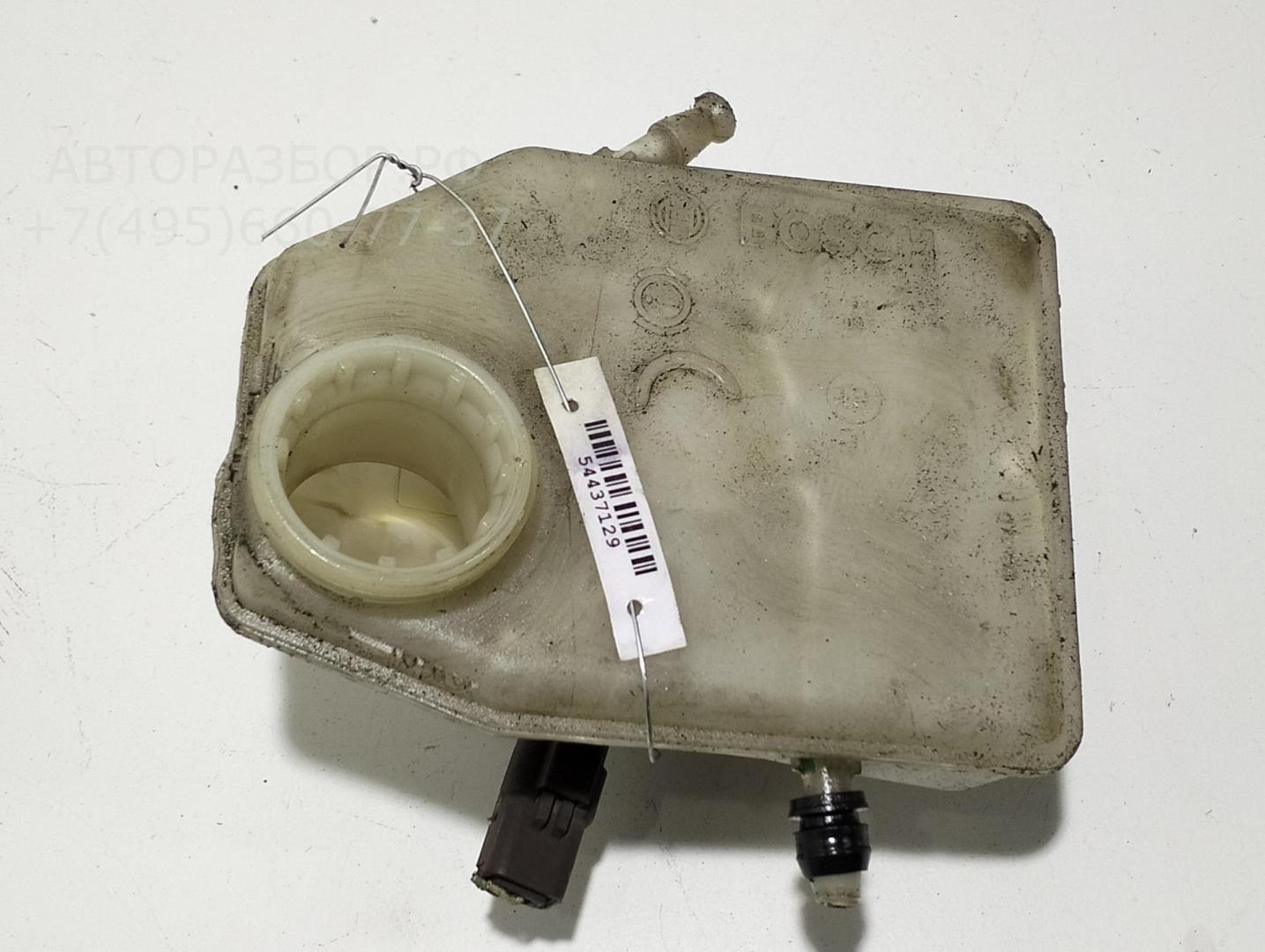 Бачок главного тормозного цилиндра