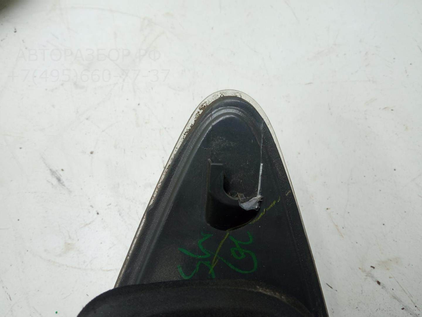 Фонарь задний правый