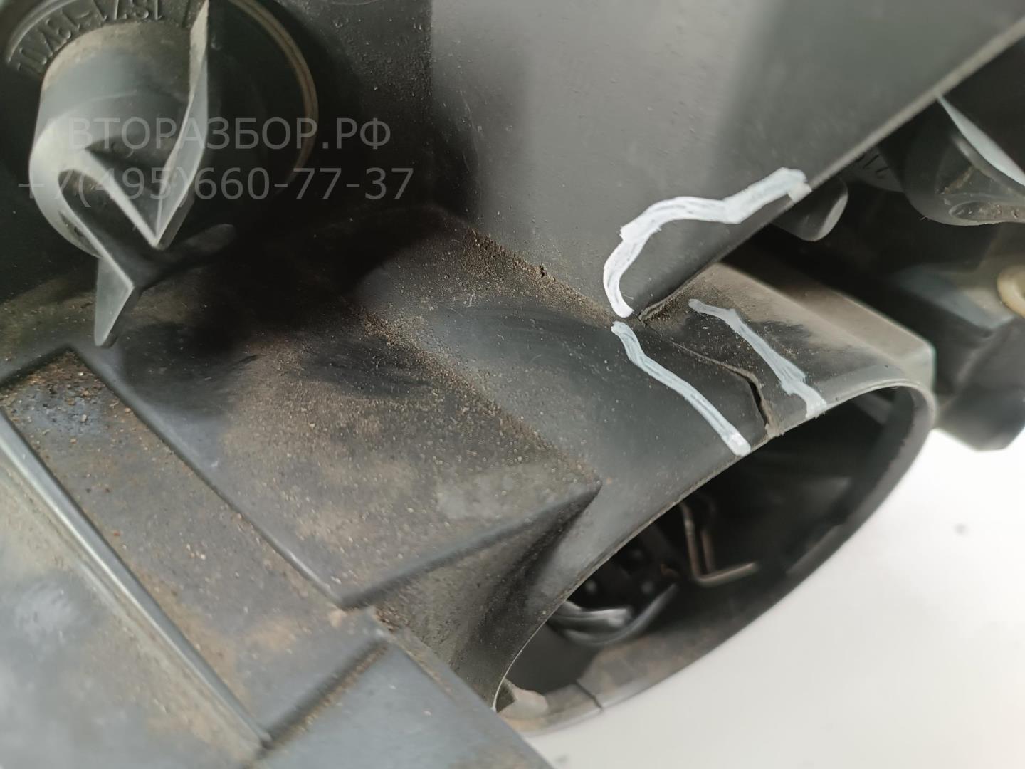 Фара правая