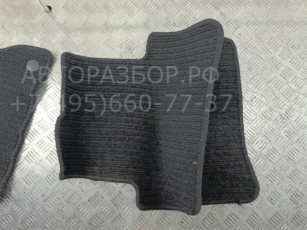 Покрытие напольное (ковролин)