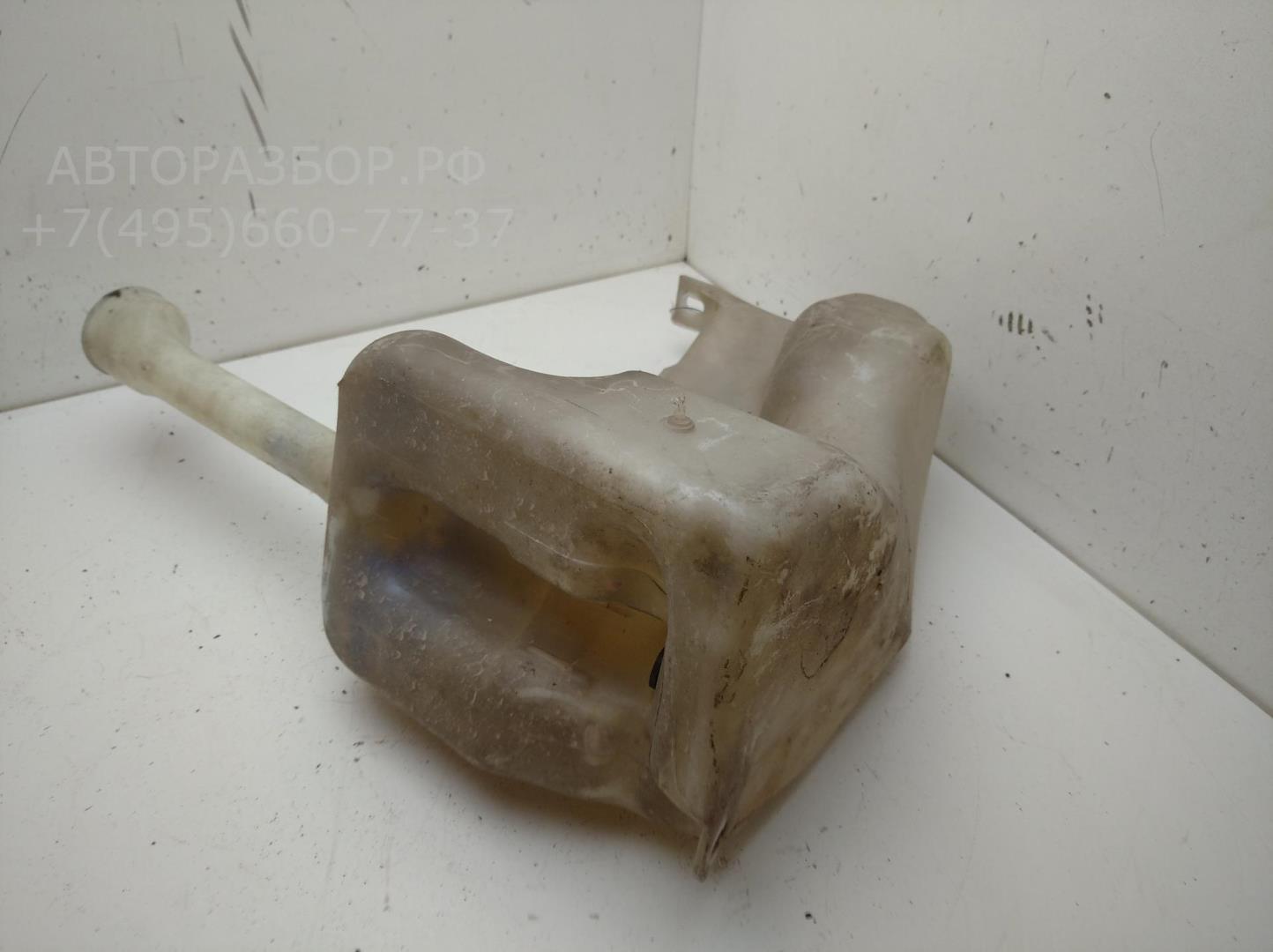 Бачок омывателя лобового стекла