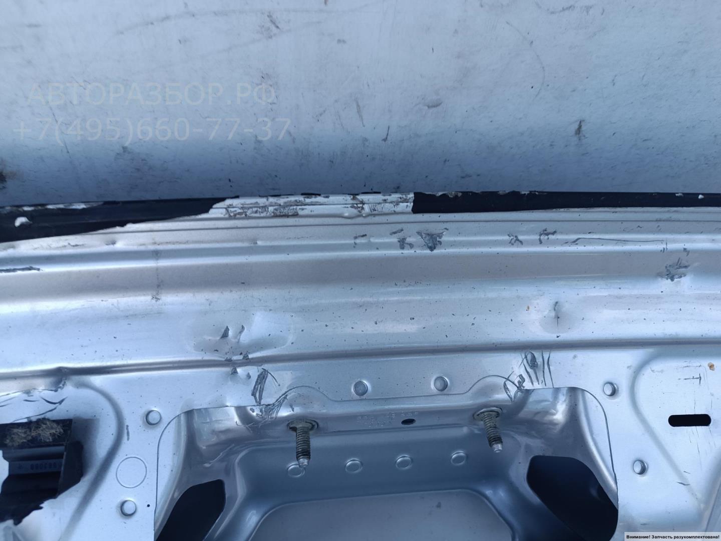 Дверь багажника