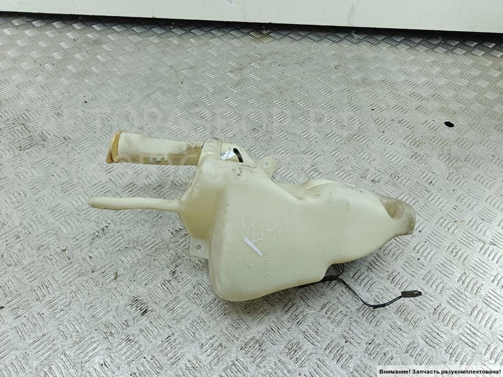 Бачок омывателя лобового стекла