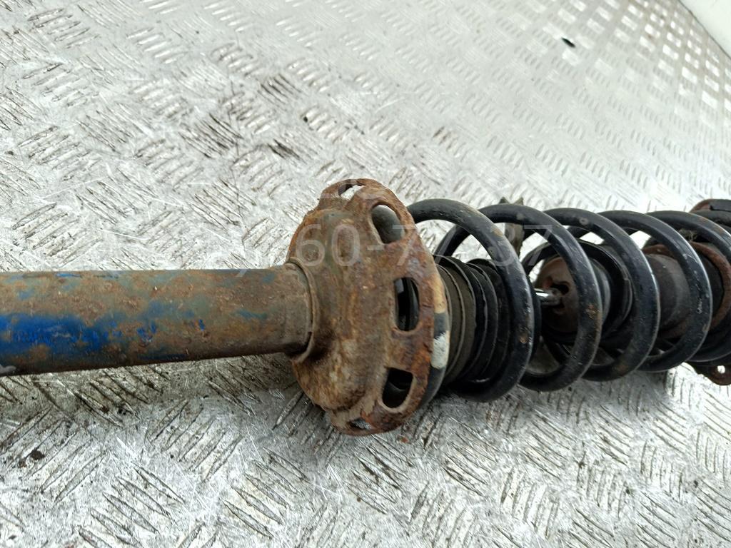 Амортизатор задний правый