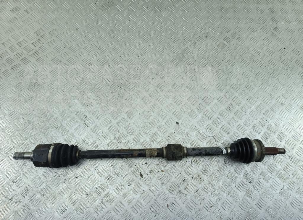 Полуось передняя правая