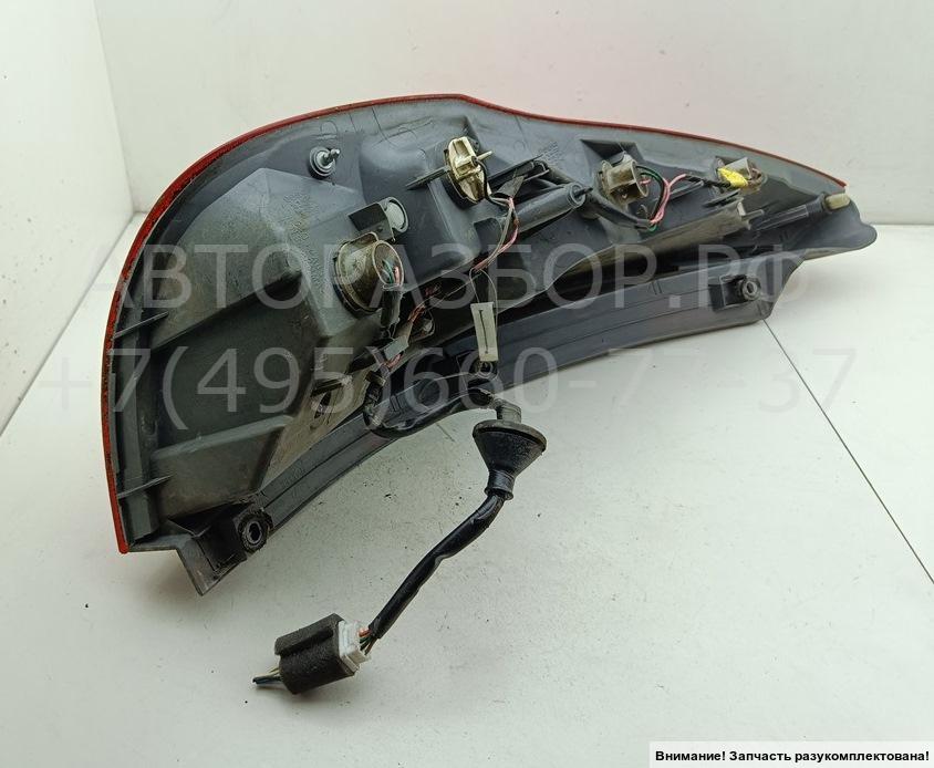 Фонарь задний правый