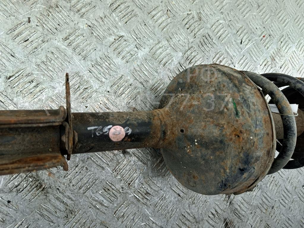 Амортизатор передний правый